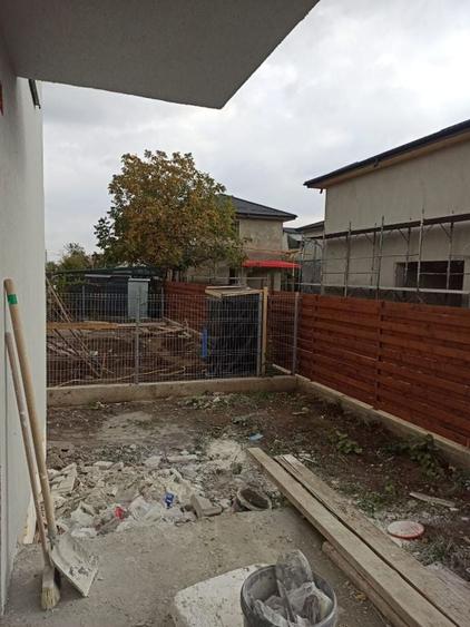 Vila ind.3cam2bai2parcari-192mp curte/25min metrou Bercen... - 8
