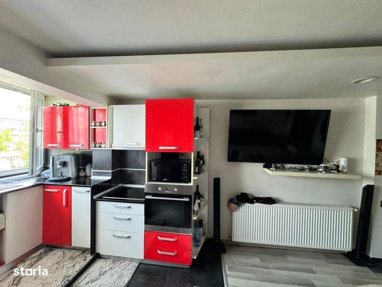 Apartament spatios cu 4 camere, 71 mp utili + balcon, zona Vasile Ale - 5