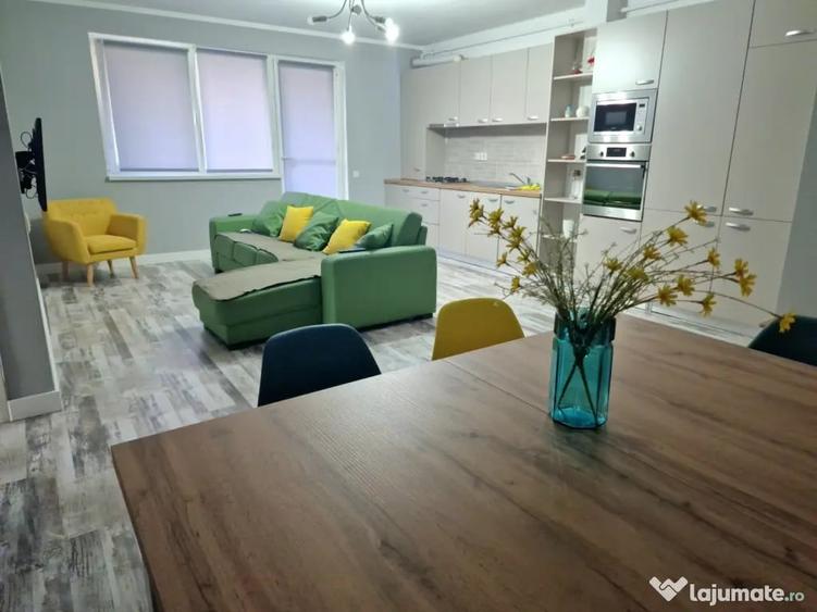 Apartament cu 2 camere semidecomandat în Florești