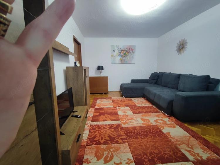 Apartament cu 3 camere decomandat în Tomis Nord