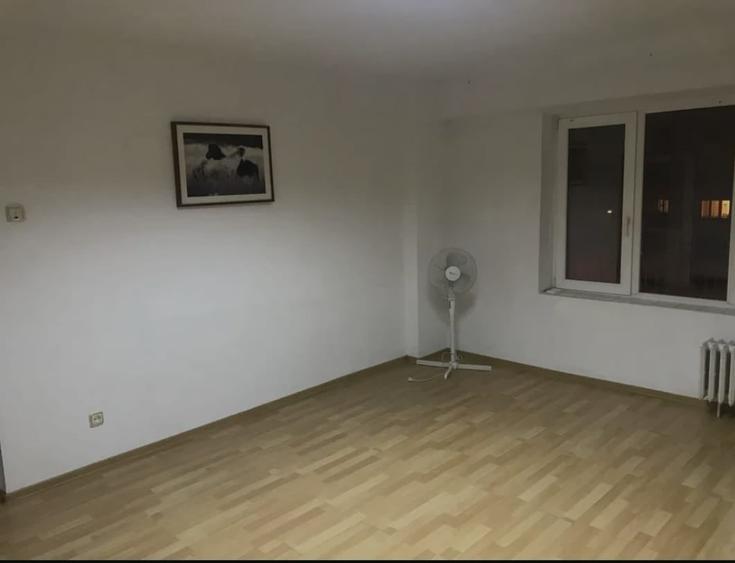 Apartament cu 2 camere decomandat în Octavian Goga
