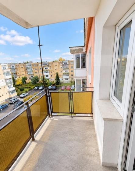 Apartament cu 2 camere decomandat în Lenin