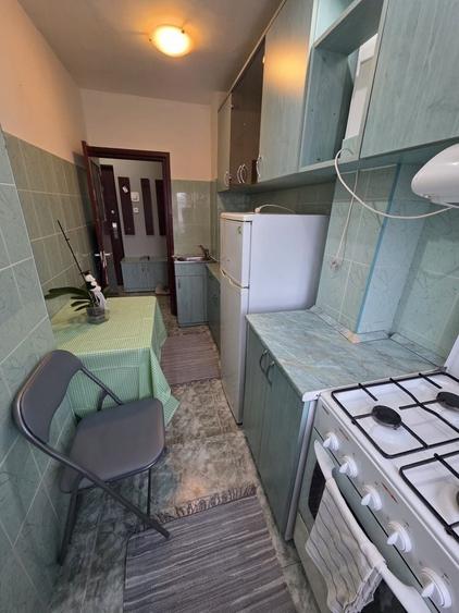 Garsonieră decomandată în Rogerius