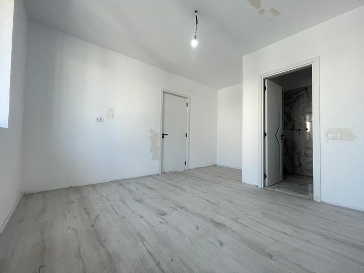 Casă individuală cu 4 camere cu Teren 315 Mp în Berceni