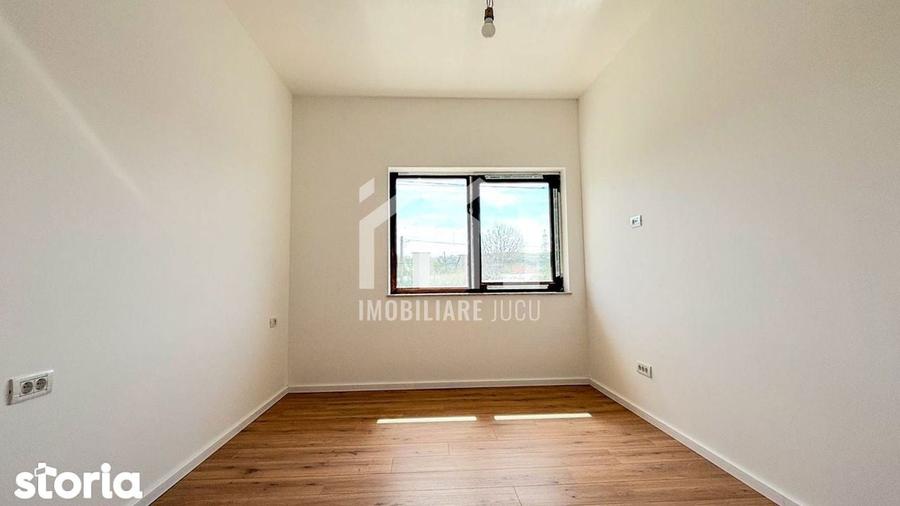 Casă cu 4 camere cu Teren 750 Mp în Jucu