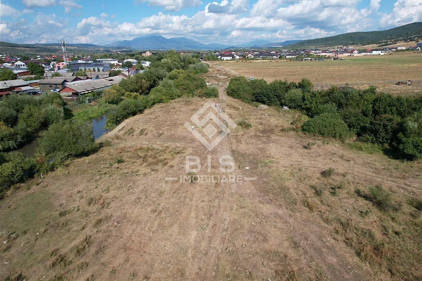 Teren agricol extravilan de 12600 mp, în Unirea