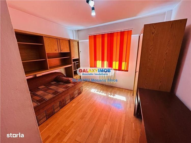 Apartament cu 3 camere decomandat în Bughea de Sus