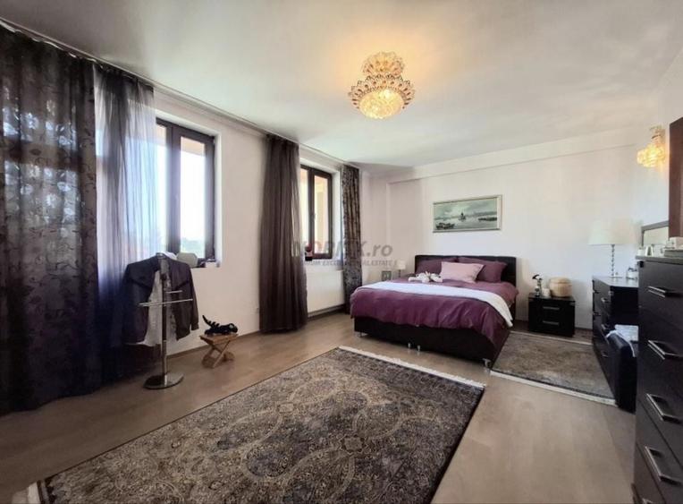 Apartament cu 4 camere în Fundeni