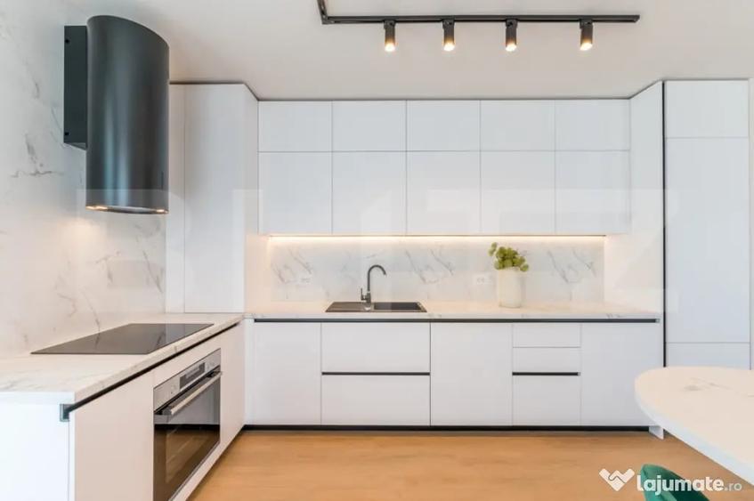 Apartament 3 camere, 95 mp, 2 parcari, zona UMF - 10