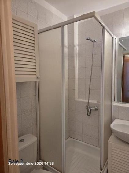Apartament cu 4 camere decomandat, mobilat în Eroii Revoluției