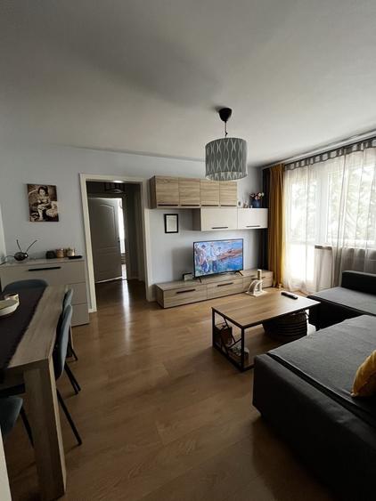 Apartament cu 2 camere nedecomandat în Central
