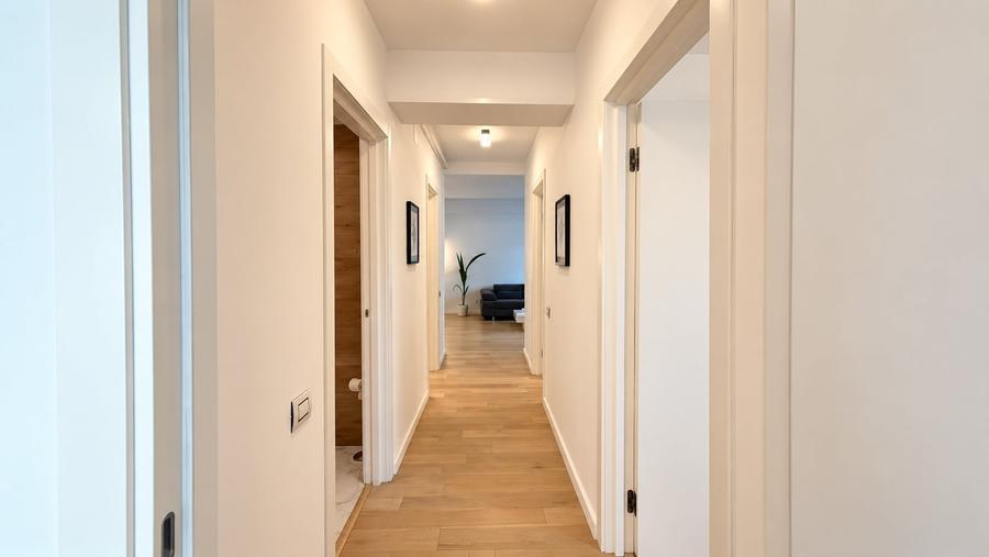 Apartament cu 3 camere decomandat, mobilat în Băneasa