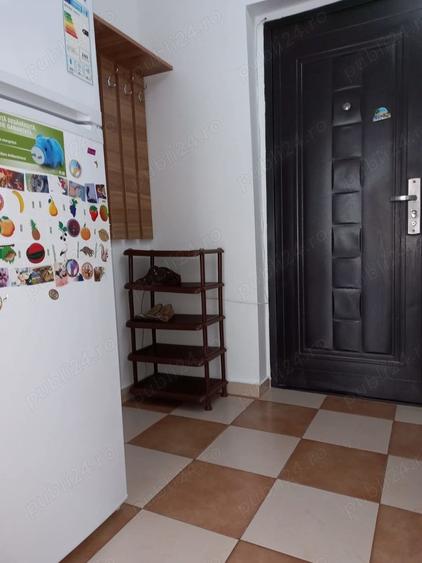 Garsonieră în Titan