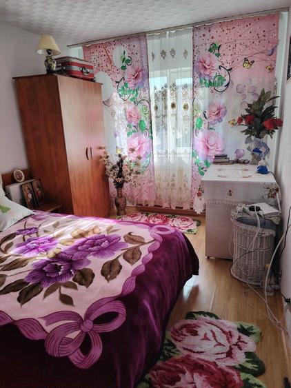 Apartament cu 2 camere decomandat în Valea Cetății