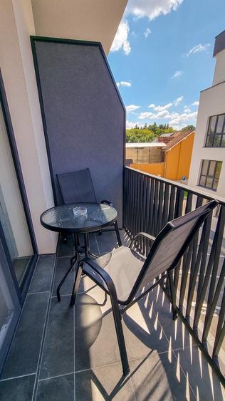 Apartament cu 2 camere decomandat în Sânmartin