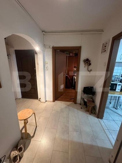 Apartament cu 3 camere semidecomandat, mobilat în Mănăștur