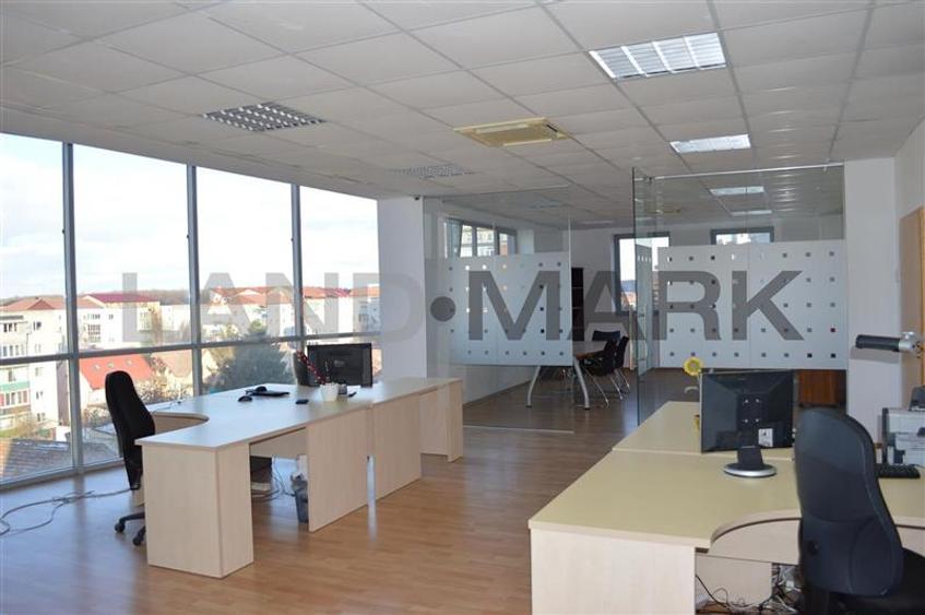 Birou, de 80 mp, în Fabric