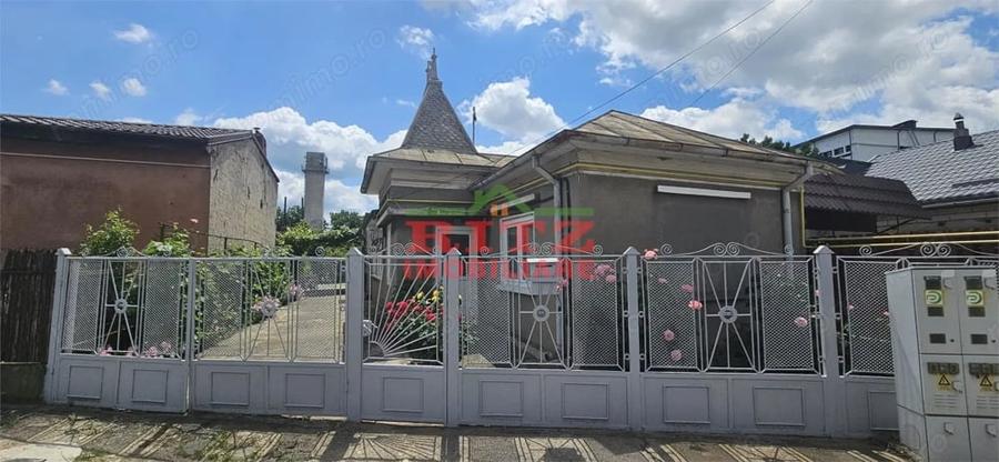 Casă cu 3 camere cu Teren 555 Mp în Central