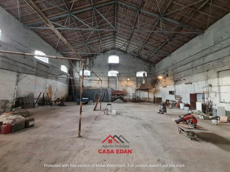 Spațiu industrial, de 930 mp, în Central