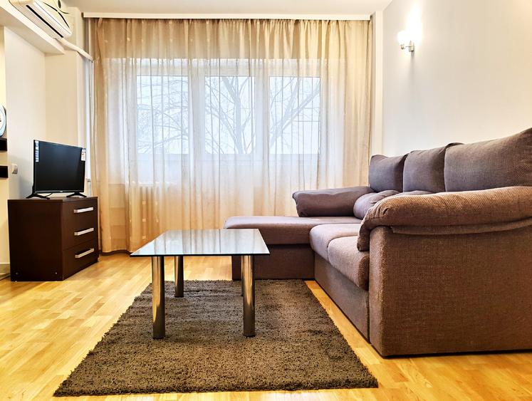 Apartament cu 2 camere decomandat în Ștefan cel Mare