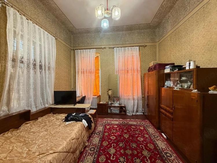 Casă cu 3 camere cu Teren 619 Mp în Central