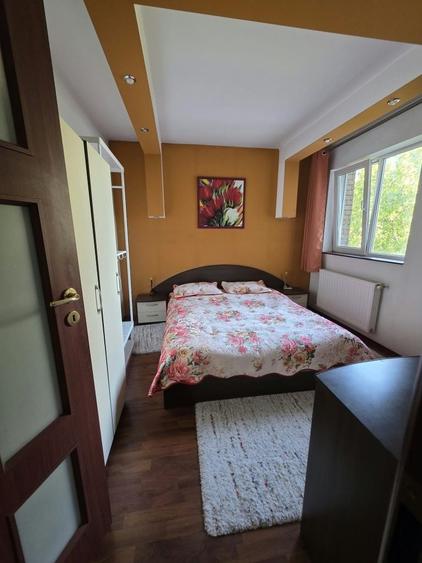 Apartament cu 2 camere decomandat în Drumul Taberei