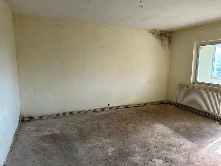 Apartament cu 3 camere decomandat în Ultracentral