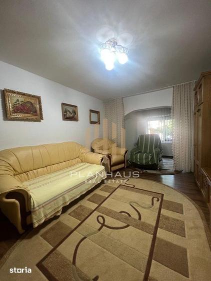Apartament cu 3 camere în Vasile Alecsandri