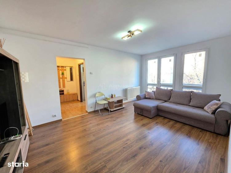 Apartament cu 3 camere decomandat, mobilat în Titan