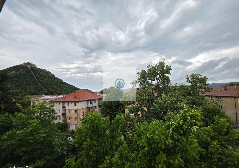 Apartament 3 camere decomandat, Deva - Str. Progresului  65 mp Etaj 4 - 16