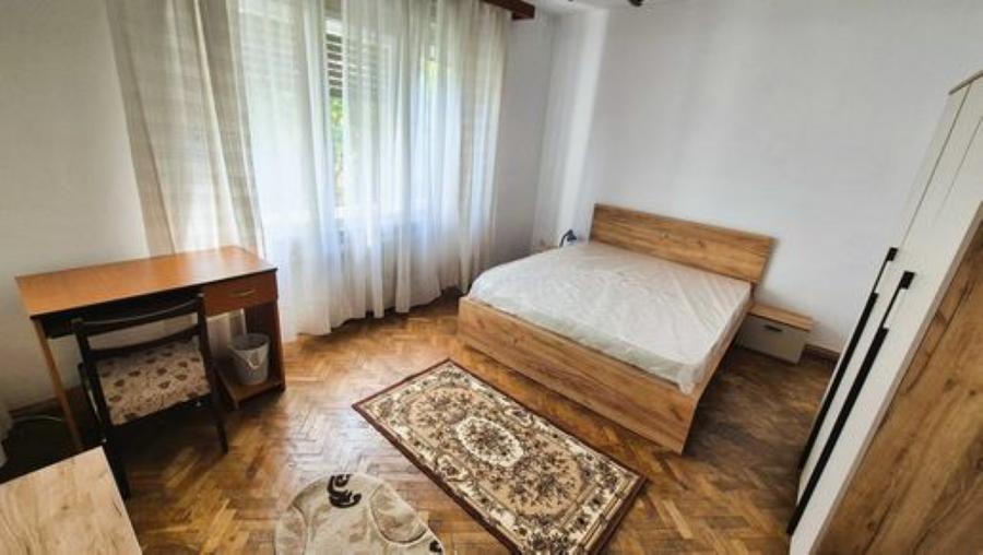 Apartament cu 2 camere decomandat, mobilat în Take Ionescu
