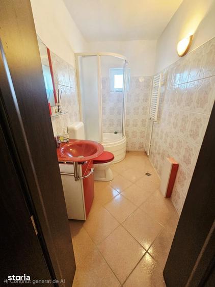 Casă cu 5 camere cu Teren 1700 Mp în Ariceștii Rahtivani