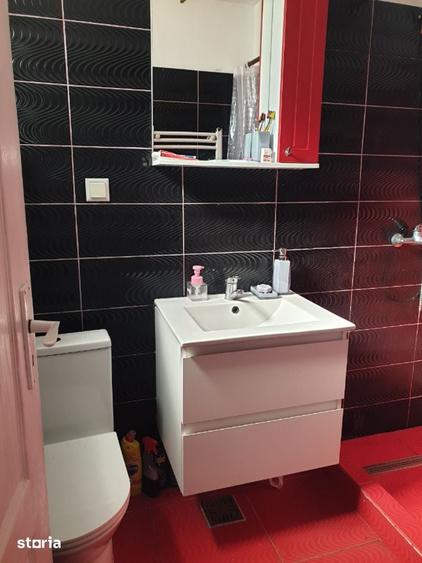 Apartament cu 2 camere decomandat în Rediu