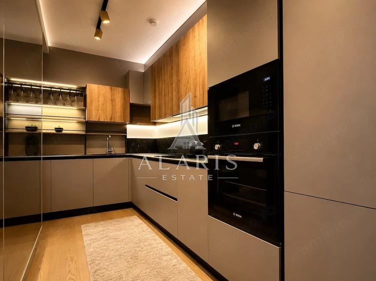 Apartament cu 3 camere semidecomandat în Badea Cârțan