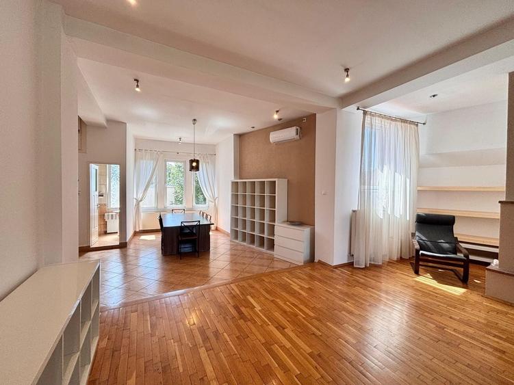 Apartament cu 3 camere, mobilat în Primăverii