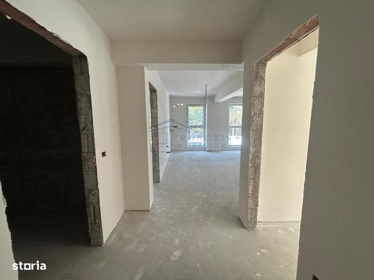 Apartament cu 4 camere în Central