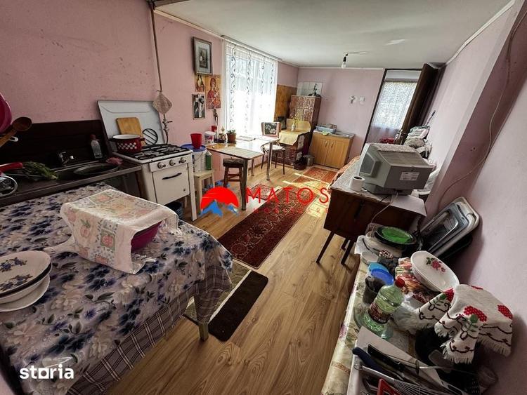 Casă cu 3 camere cu Teren 3025 Mp în Ghioșești