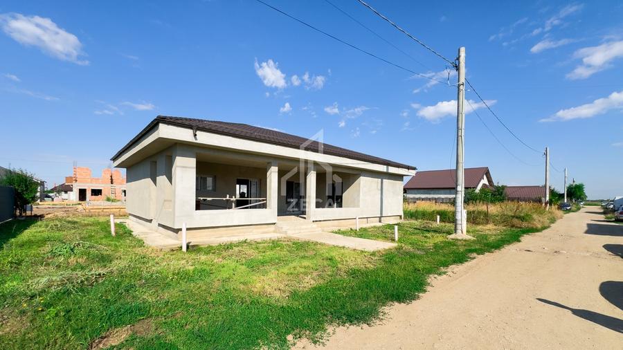 Casă individuală cu 3 camere cu Teren 472 Mp în Vidra