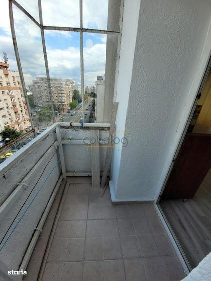 Garsonieră decomandată în Calea Călărașilor