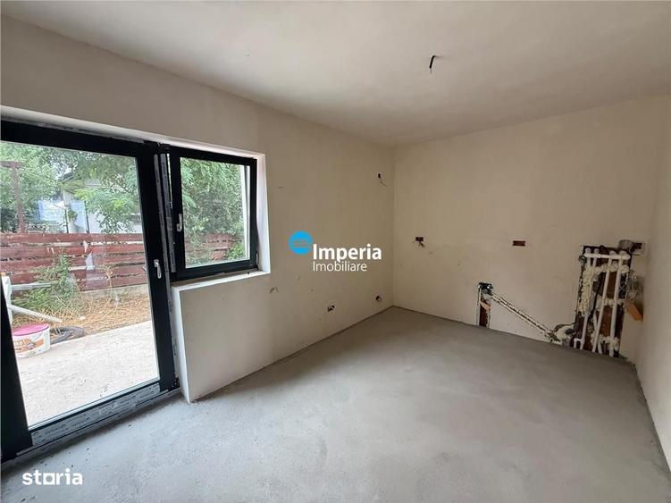 Casă cu 4 camere în Valea Lupului