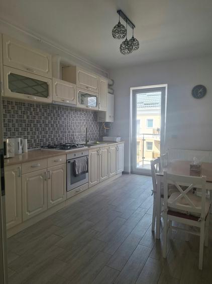Apartament 2 camere decomandat, etaj 2 mobilat +utilat - 3