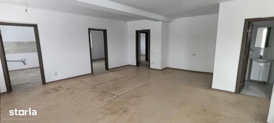 Casă cu 4 camere cu Teren 400 Mp în Clinceni
