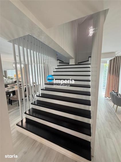 Vila premium de vanzare in Copou 320 mp | 4 niveluri | 4 suite | 6 b - 9