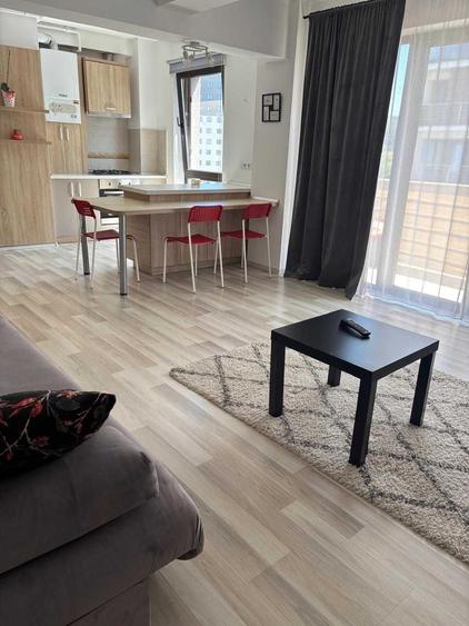 Apartament cu 2 camere decomandat în Livezeni
