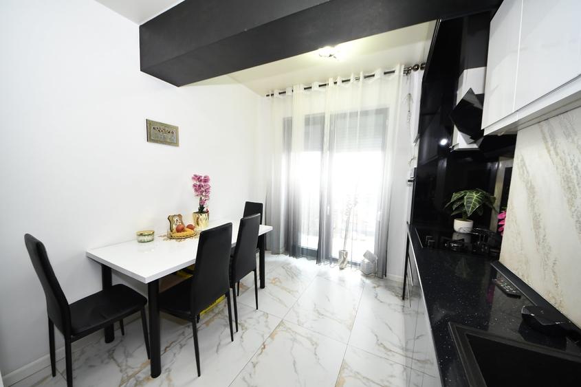 Apartament cu 2 camere decomandat în Bd. Coșbuc
