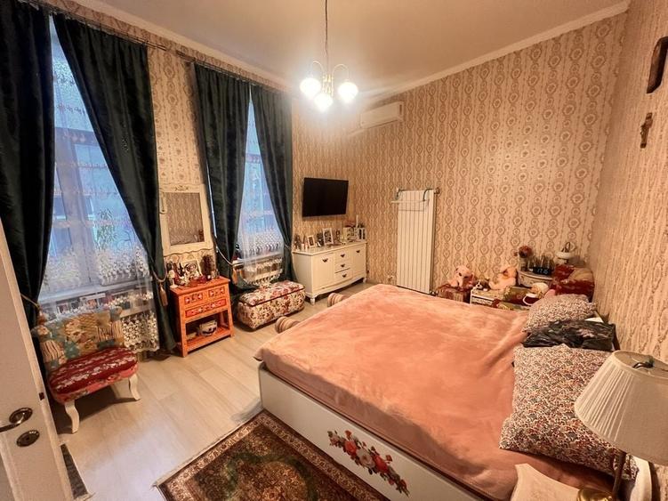 Apartament cu 3 camere decomandat în Universitate