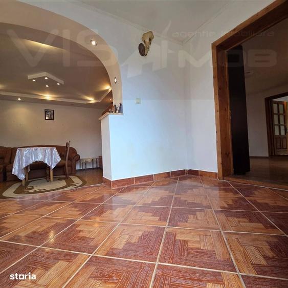 Casă cu 3 camere în Central