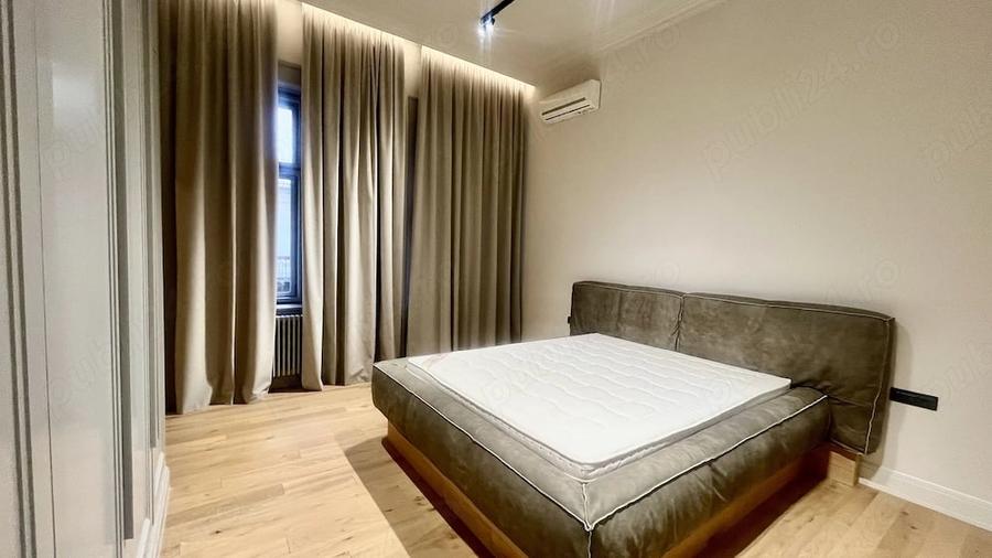 Apartament cu 3 camere semidecomandat în Central