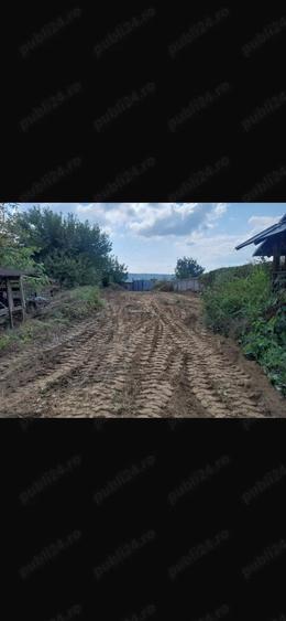 Teren de 2200 mp, în Central