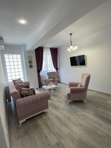 Apartament cu 2 camere semidecomandat în 9 Mai